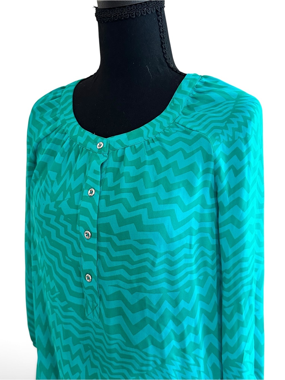 Banana Republic Teal Chevron Button-Down Blouse